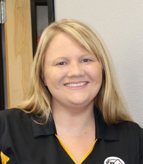 A picture of a woman with blonde hair