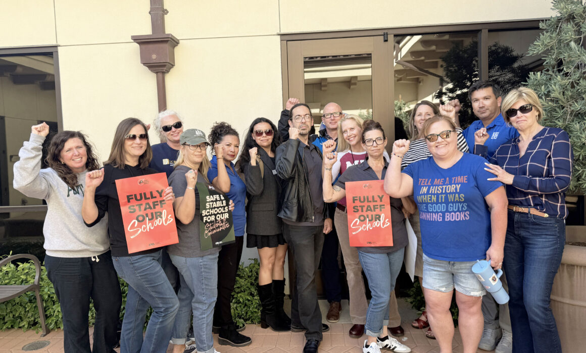 Temecula Valley Educators Assn. members and leaders outside of Rep. Darrell Issa’s office; Issa refused to meet with the CTA delegation. TVEA President Edgar Diaz is second from right.