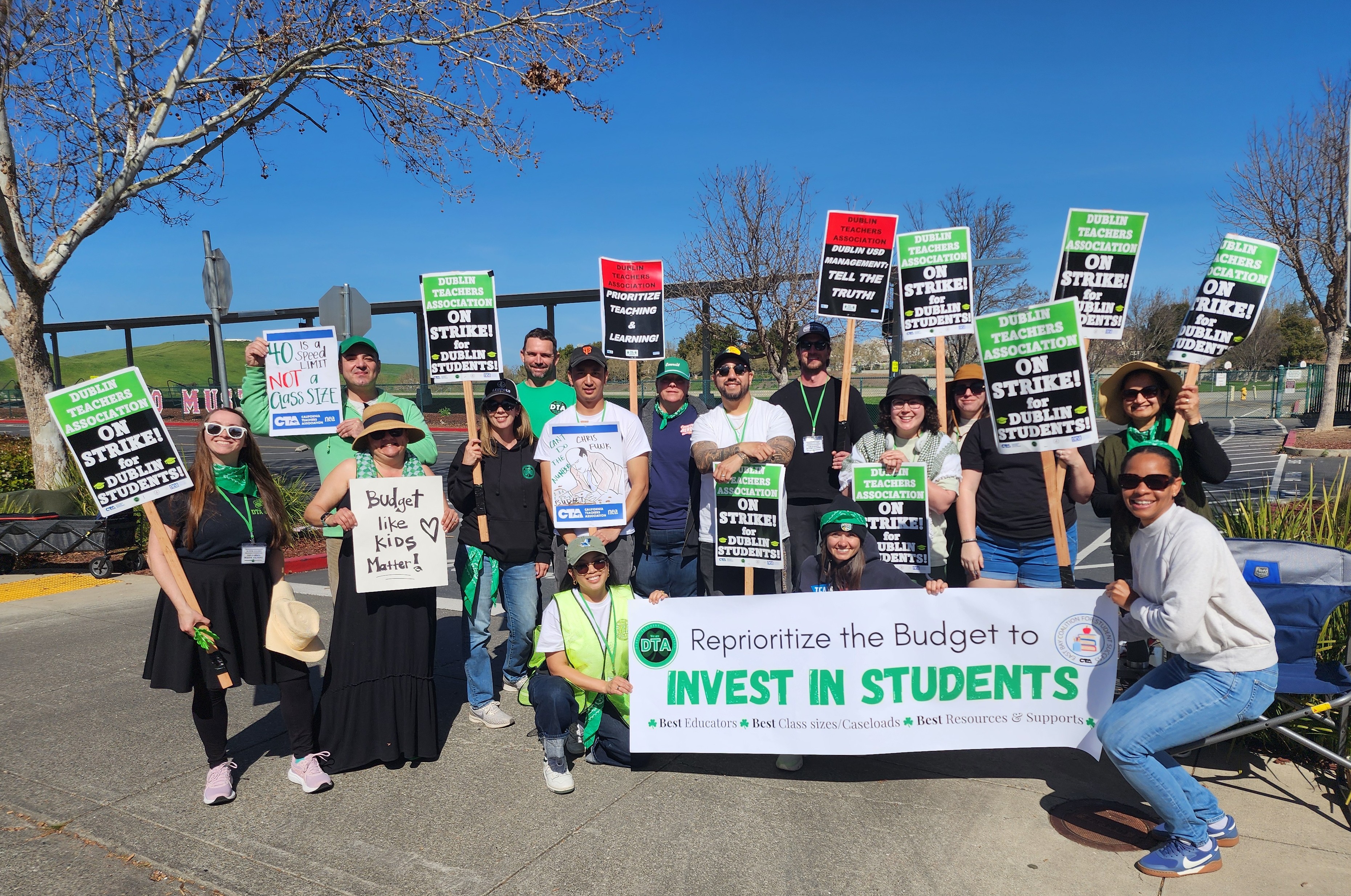 Dublin educators took their belongings from theirclassrooms in advance of their successful strike.